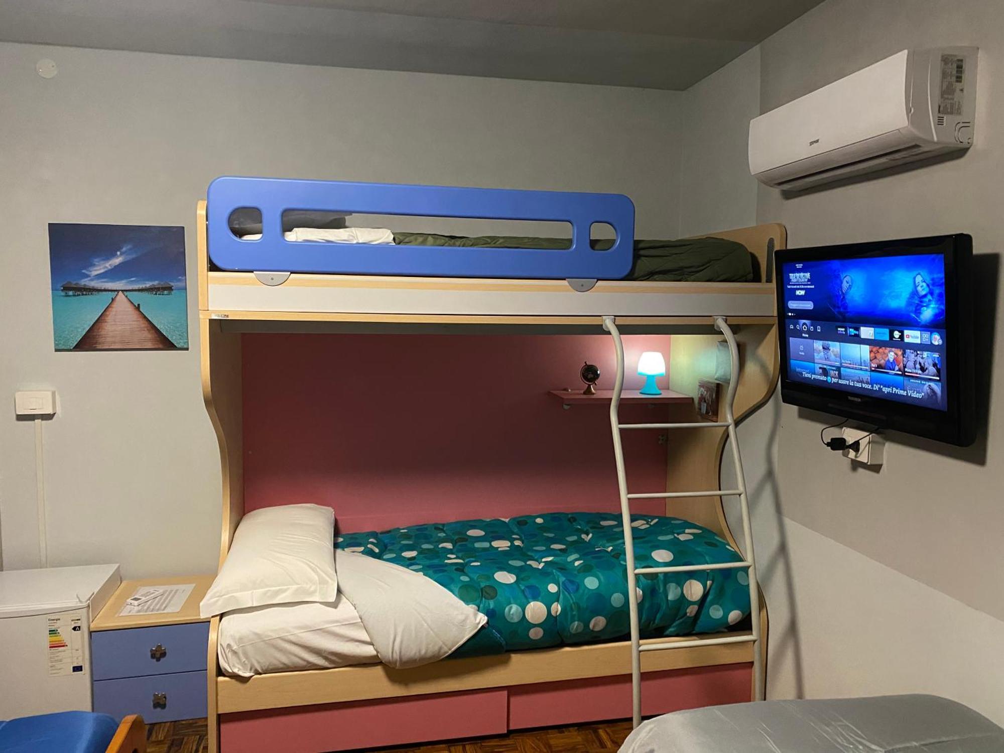 La Casa Di Cate & Adry Bed & Breakfast Envie Екстериор снимка