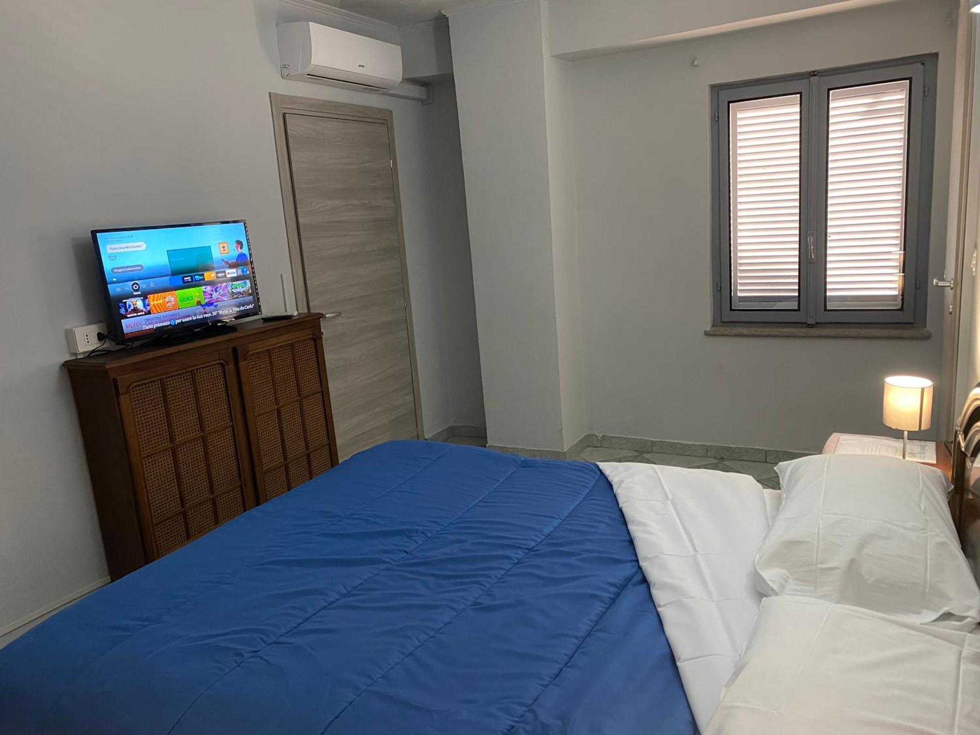 La Casa Di Cate & Adry Bed & Breakfast Envie Екстериор снимка