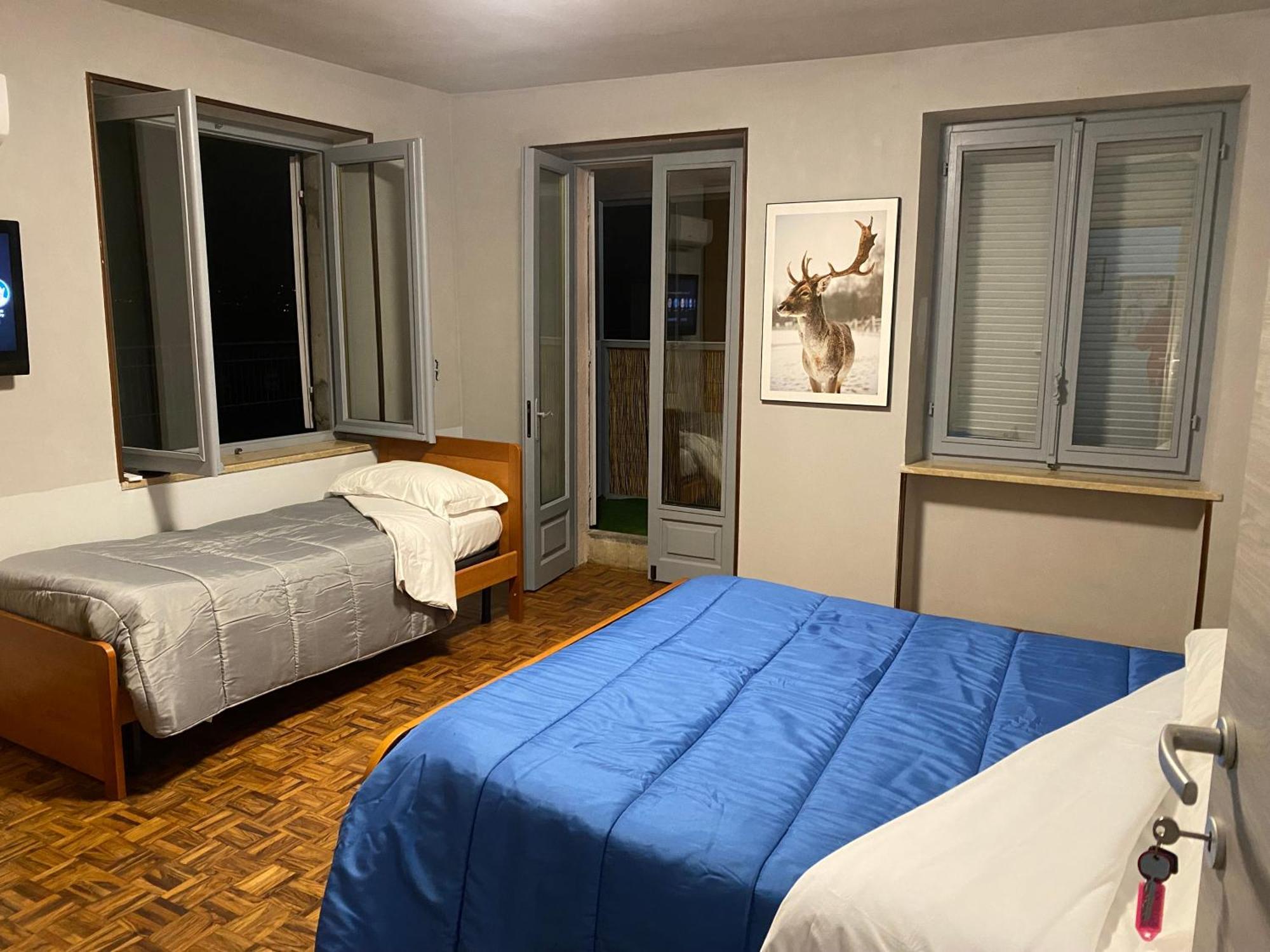 La Casa Di Cate & Adry Bed & Breakfast Envie Екстериор снимка