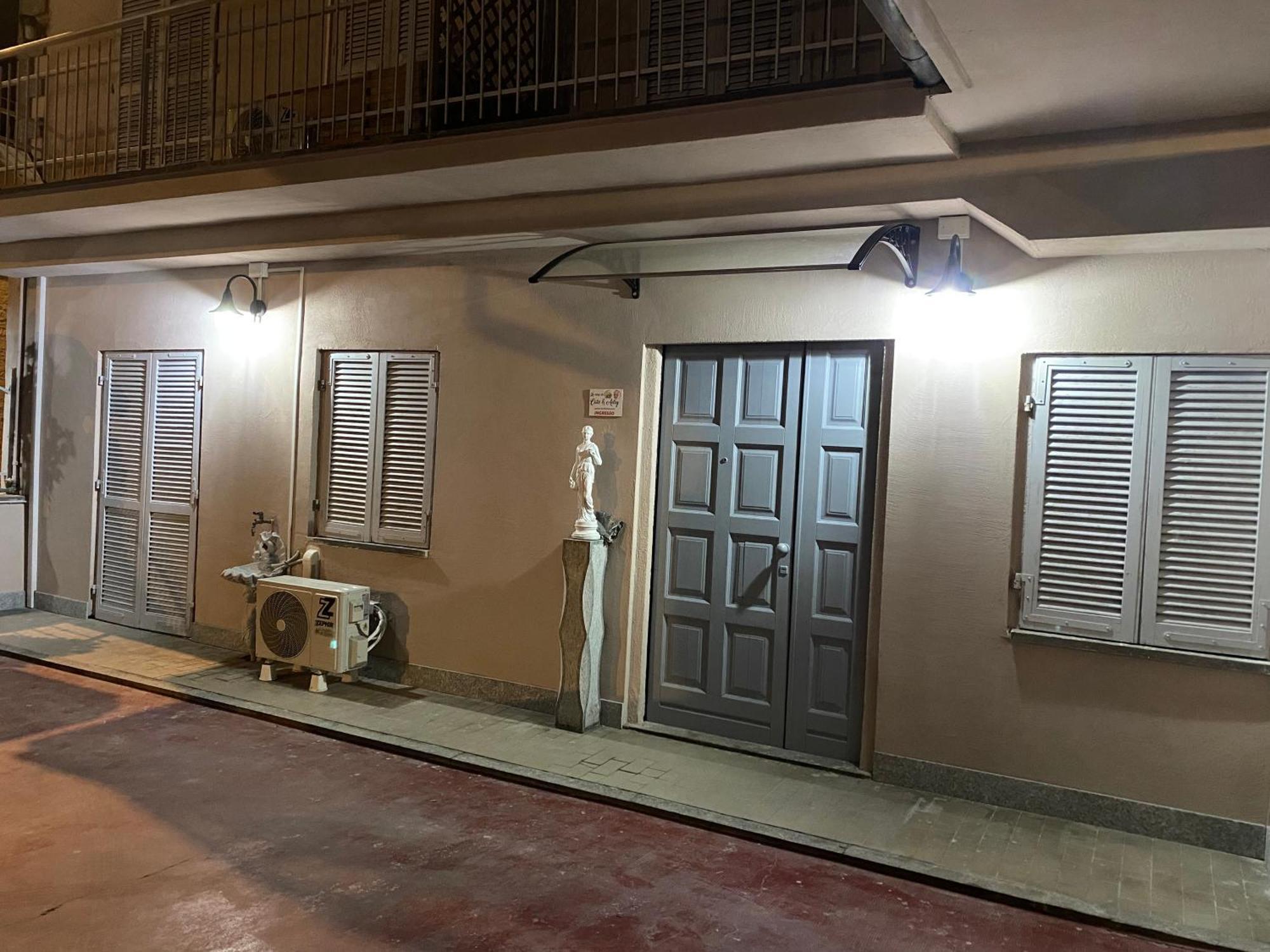 La Casa Di Cate & Adry Bed & Breakfast Envie Екстериор снимка