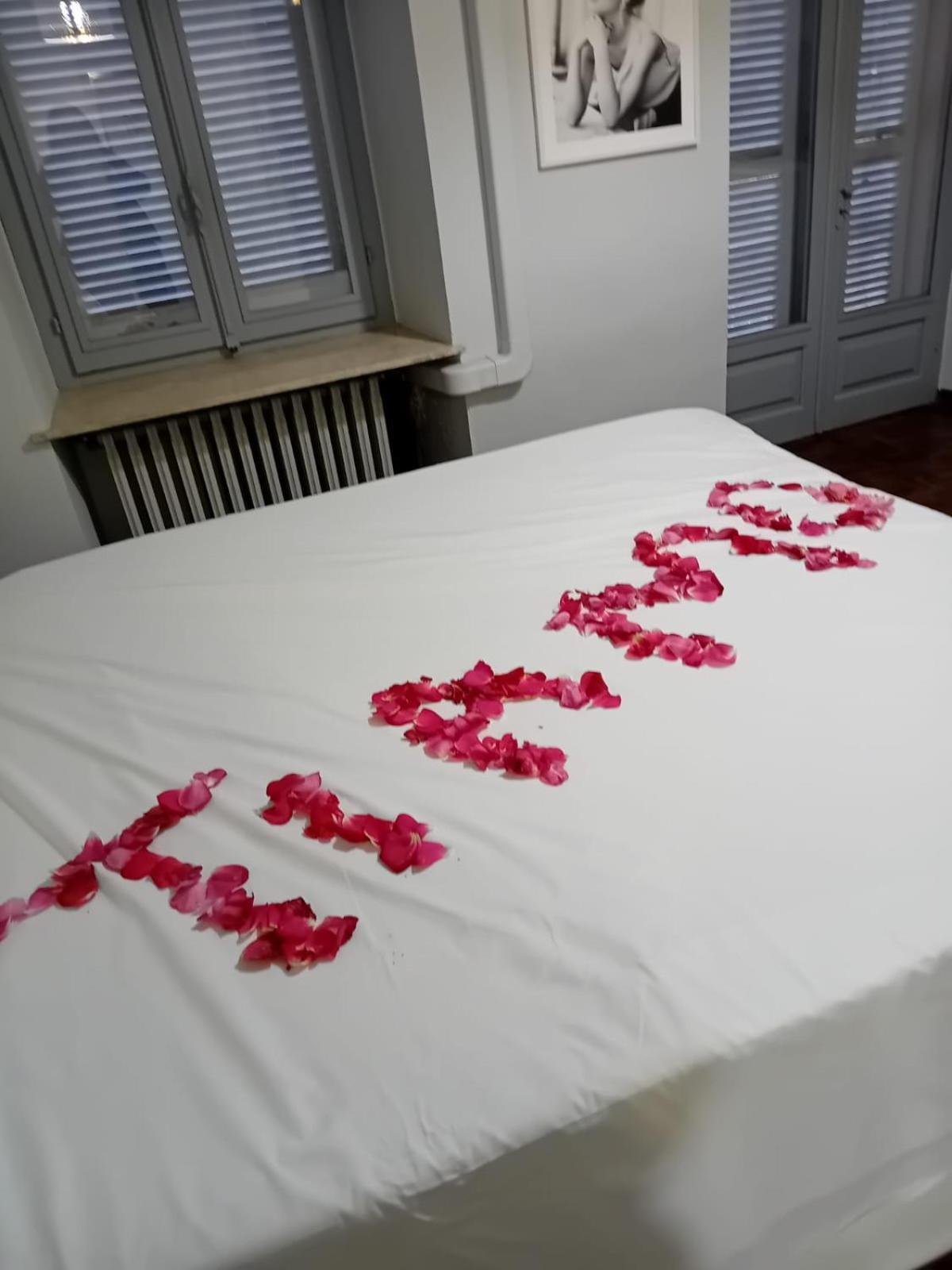 La Casa Di Cate & Adry Bed & Breakfast Envie Екстериор снимка