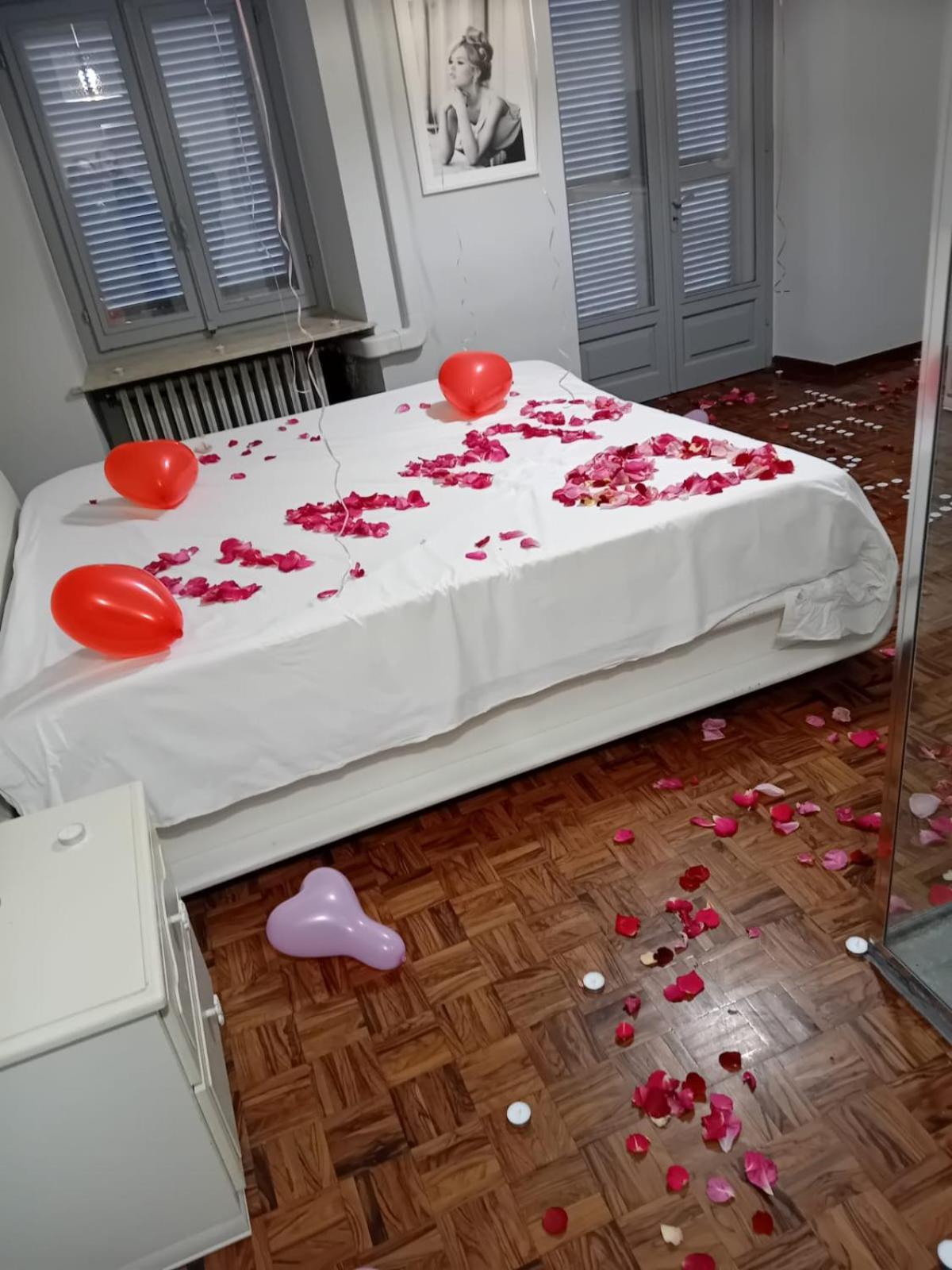 La Casa Di Cate & Adry Bed & Breakfast Envie Екстериор снимка
